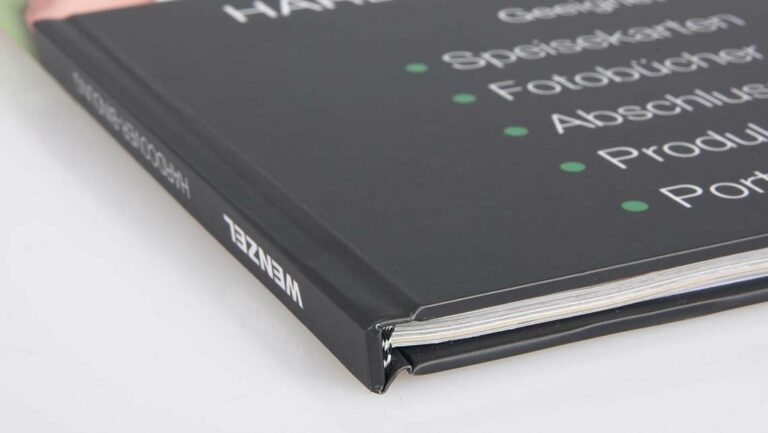 Hardback binding for a Bachelor’s or Master’s thesis in Munich’s Schwabing district