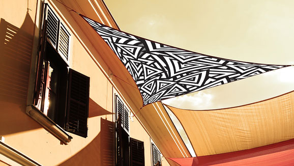 Sun sail / Awning