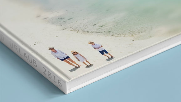 Photo book / photo calendar