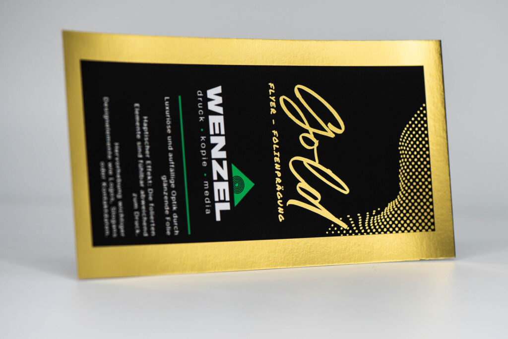 Flyer mit Veredelung und Prägung - Gold Silber Kupfer Folienprägung